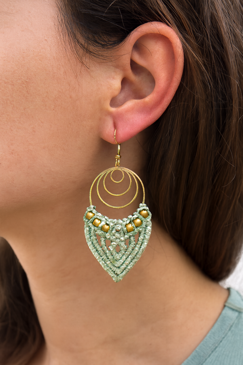 Boucles d'oreilles macramé, Tisseuses d'or