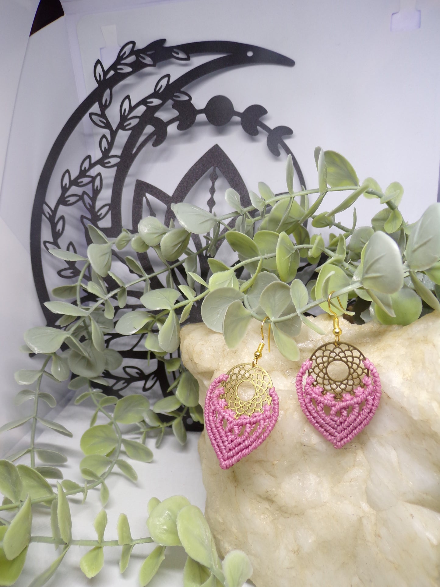 Boucles d'oreilles en macramé tisseuses d'étoiles