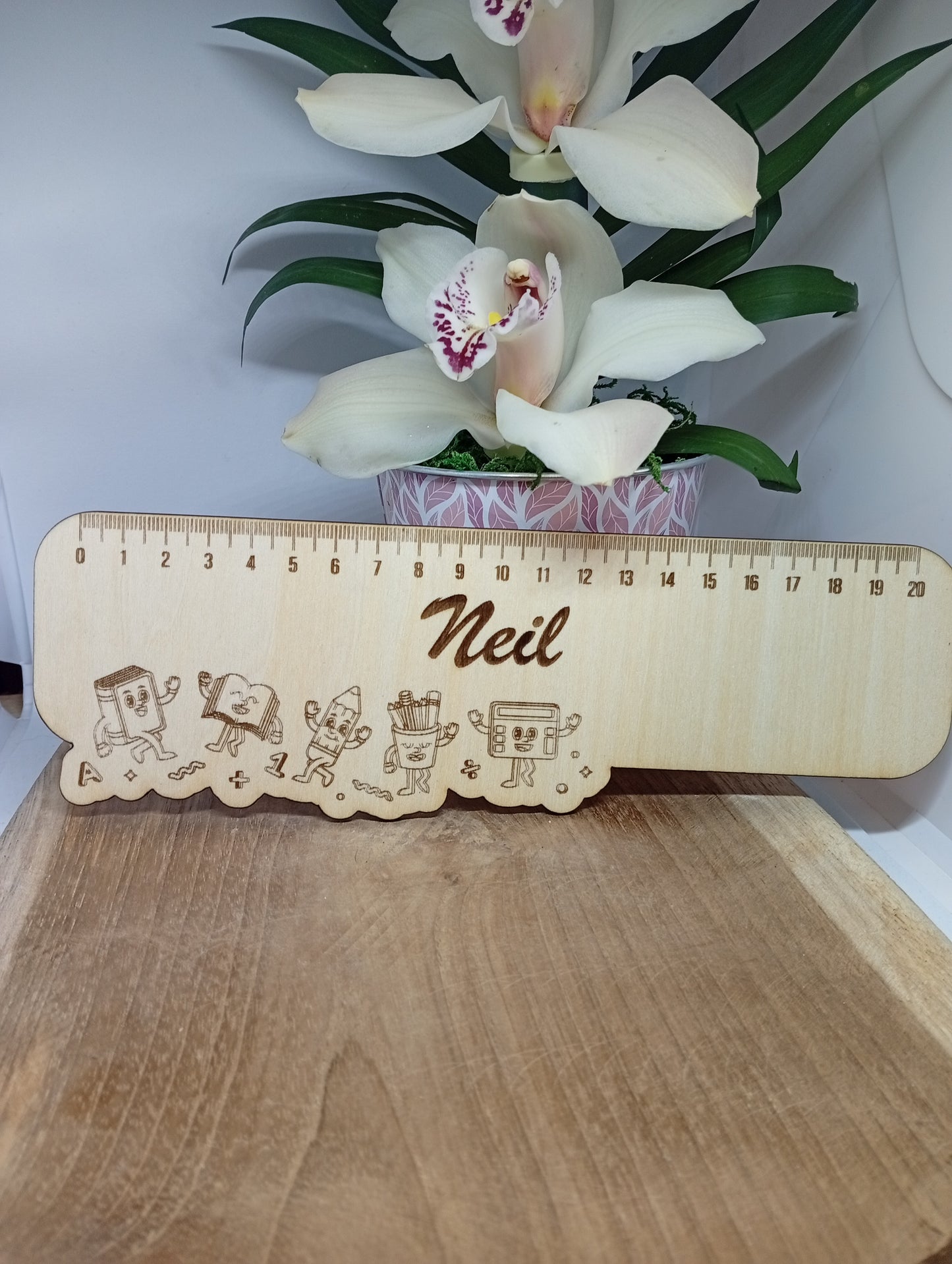 Règle en bois