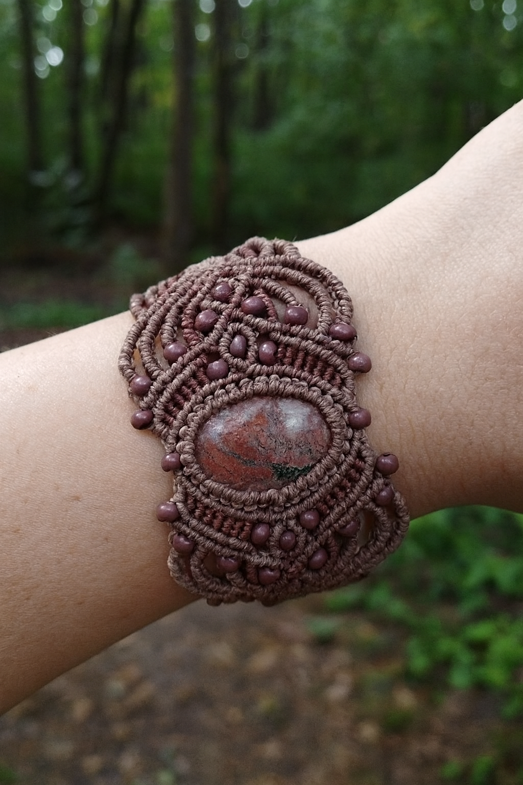 Bracelet en macramé, Fibres Enchantées