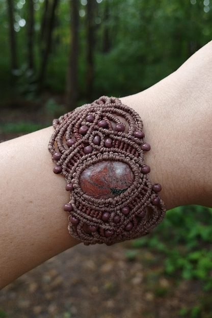 Bracelet en macramé, Fibres Enchantées