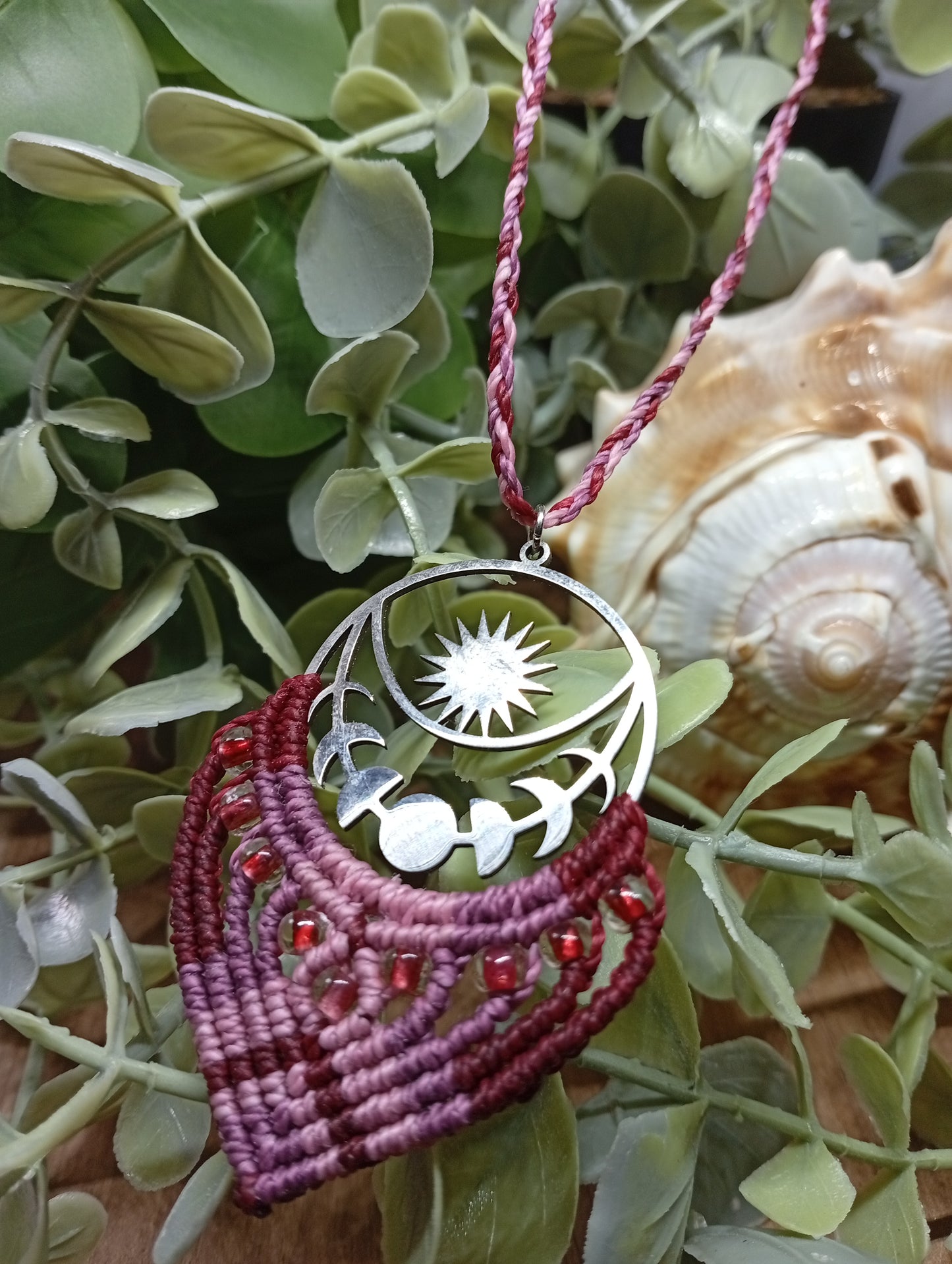 Lune et Soleil, collier en macramé