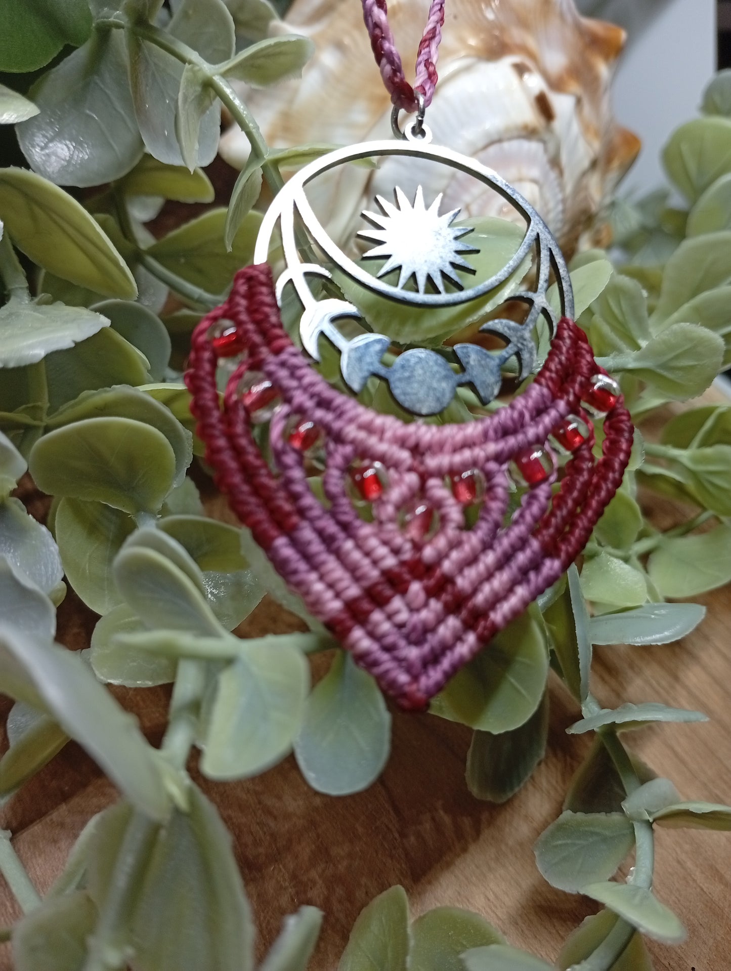 Lune et Soleil, collier en macramé