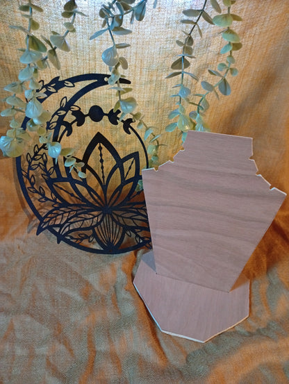 Buste en bois, présentoir à collier