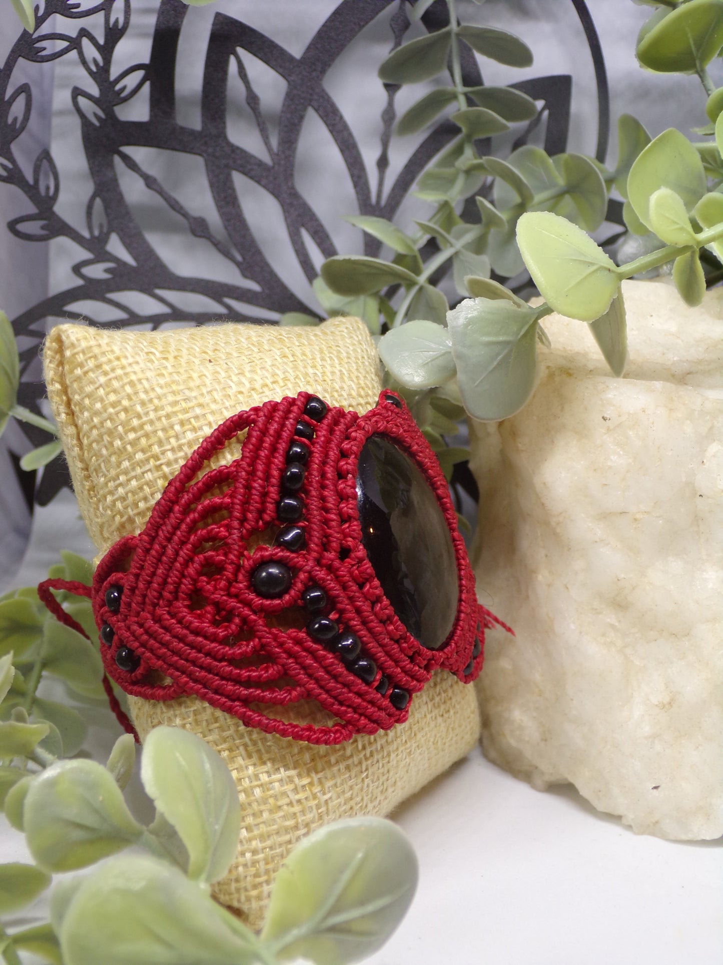 Bracelet en macramé, fils de fées