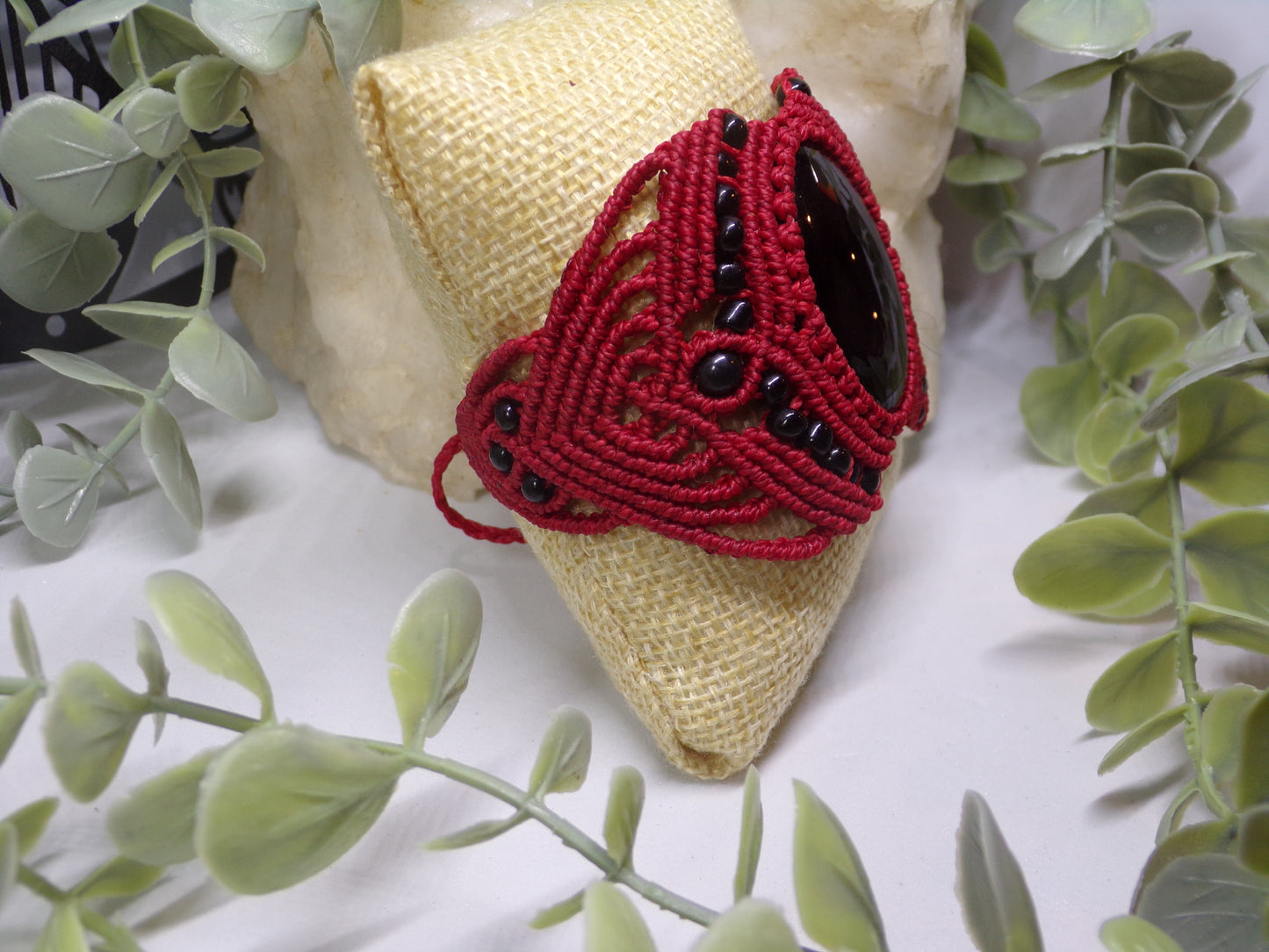 Bracelet en macramé, fils de fées