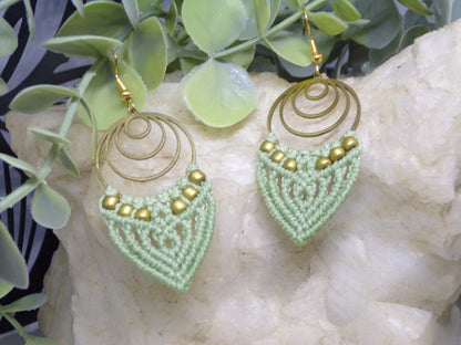 Boucles d'oreilles macramé, Tisseuses d'or