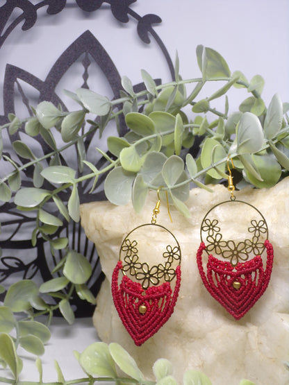 Boucles d'oreilles en macramé, Fleurs Tissées