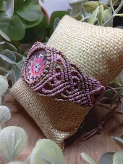 Bracelet en macramé, Entrelac rose
