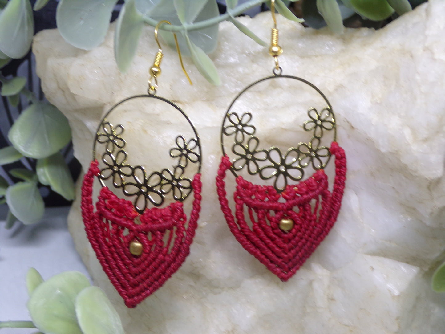 Boucles d'oreilles en macramé, Fleurs Tissées