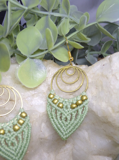 Boucles d'oreilles macramé, Tisseuses d'or