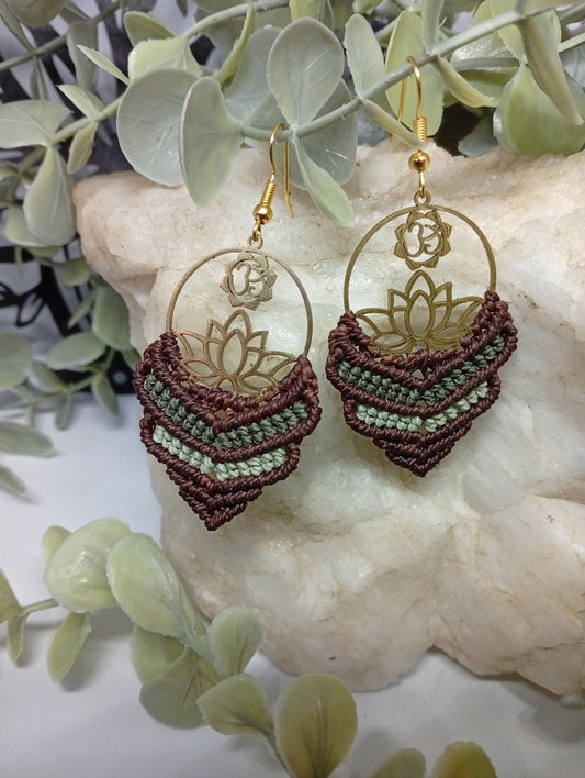 Boucles d'oreilles en macramé,  Lotus Enchantés
